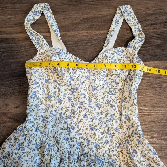 Reformation Taiga Floral Dress - Picture 11 of 11